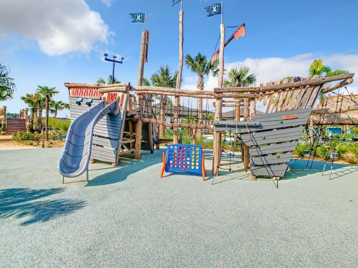 Gorgeous 2Br Lakeview Condo With Waterpark キシミー エクステリア 写真