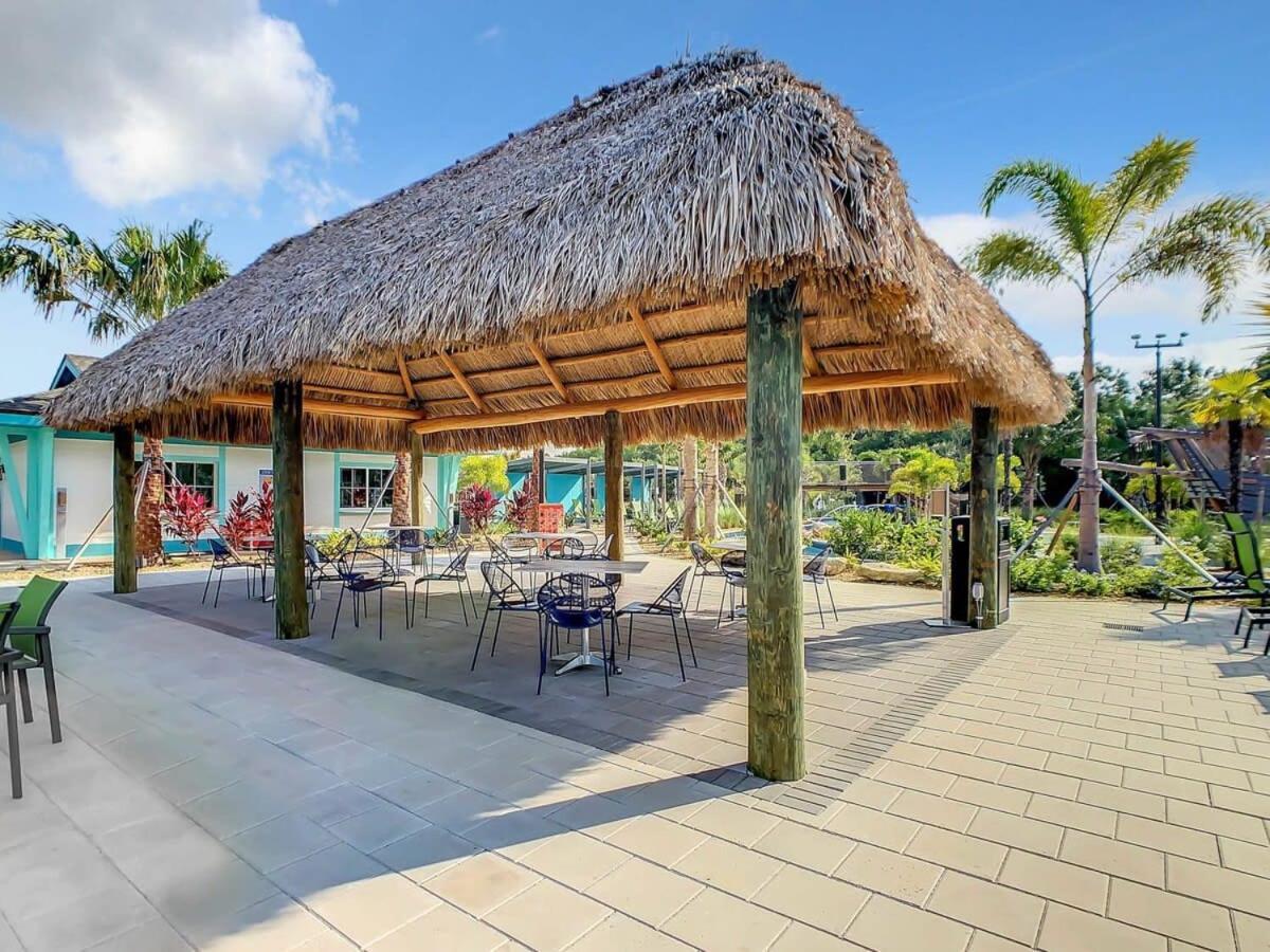Gorgeous 2Br Lakeview Condo With Waterpark キシミー エクステリア 写真
