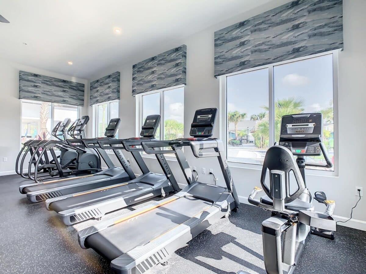 Gorgeous 2Br Lakeview Condo With Waterpark キシミー エクステリア 写真