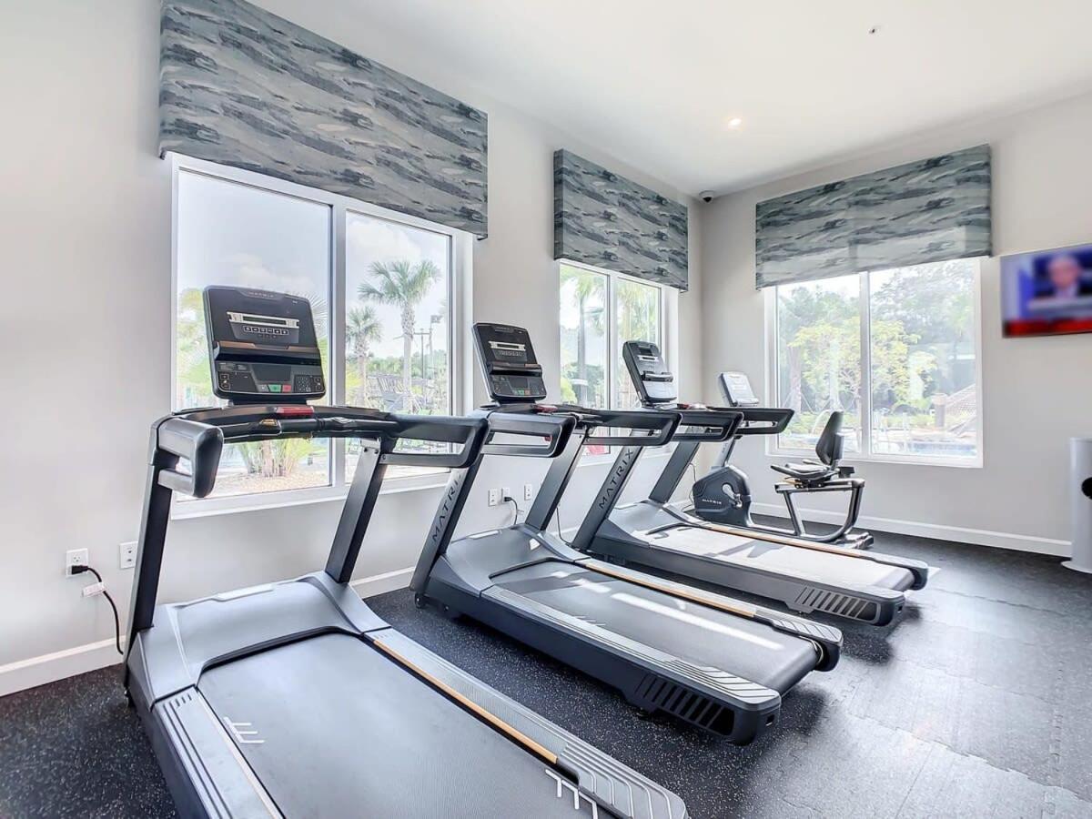 Gorgeous 2Br Lakeview Condo With Waterpark キシミー エクステリア 写真