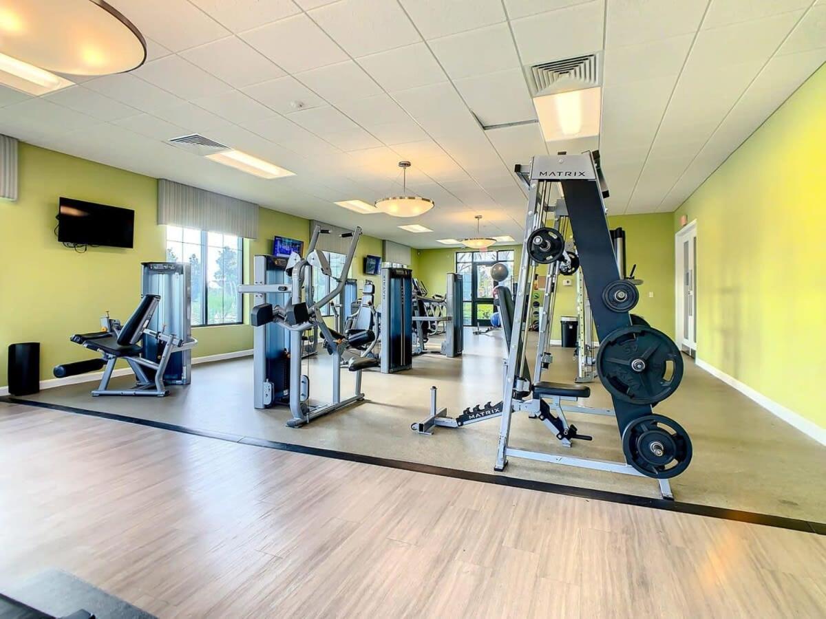 Gorgeous 2Br Lakeview Condo With Waterpark キシミー エクステリア 写真
