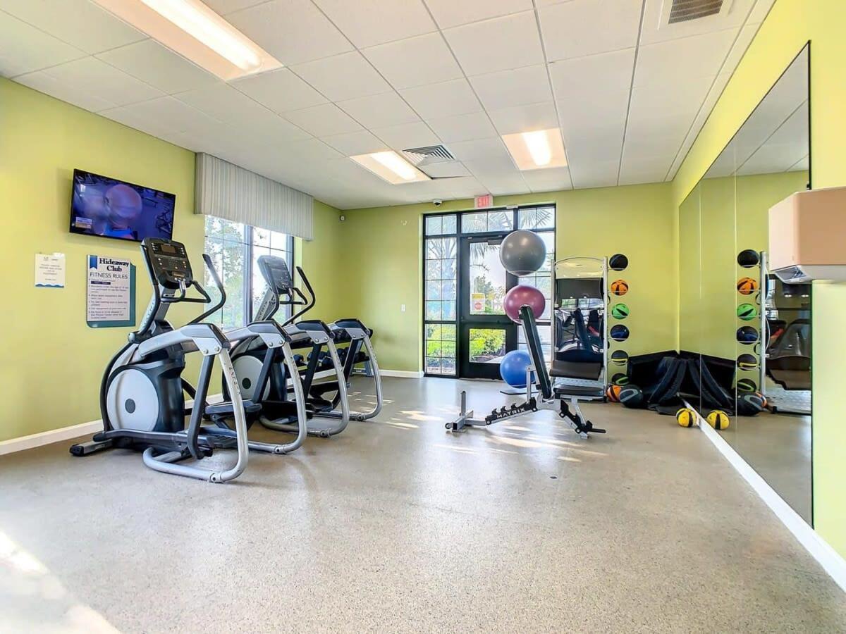 Gorgeous 2Br Lakeview Condo With Waterpark キシミー エクステリア 写真