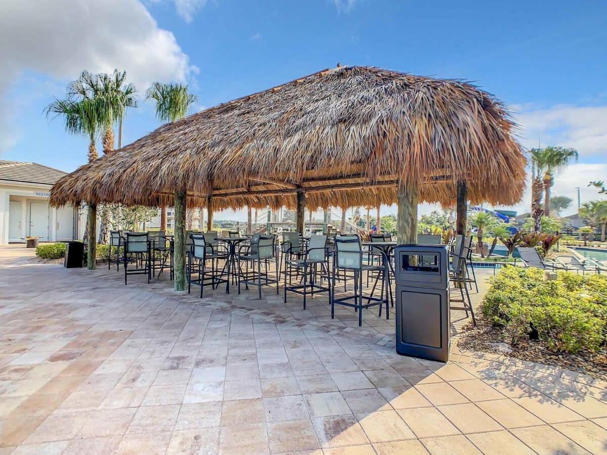 Gorgeous 2Br Lakeview Condo With Waterpark キシミー エクステリア 写真